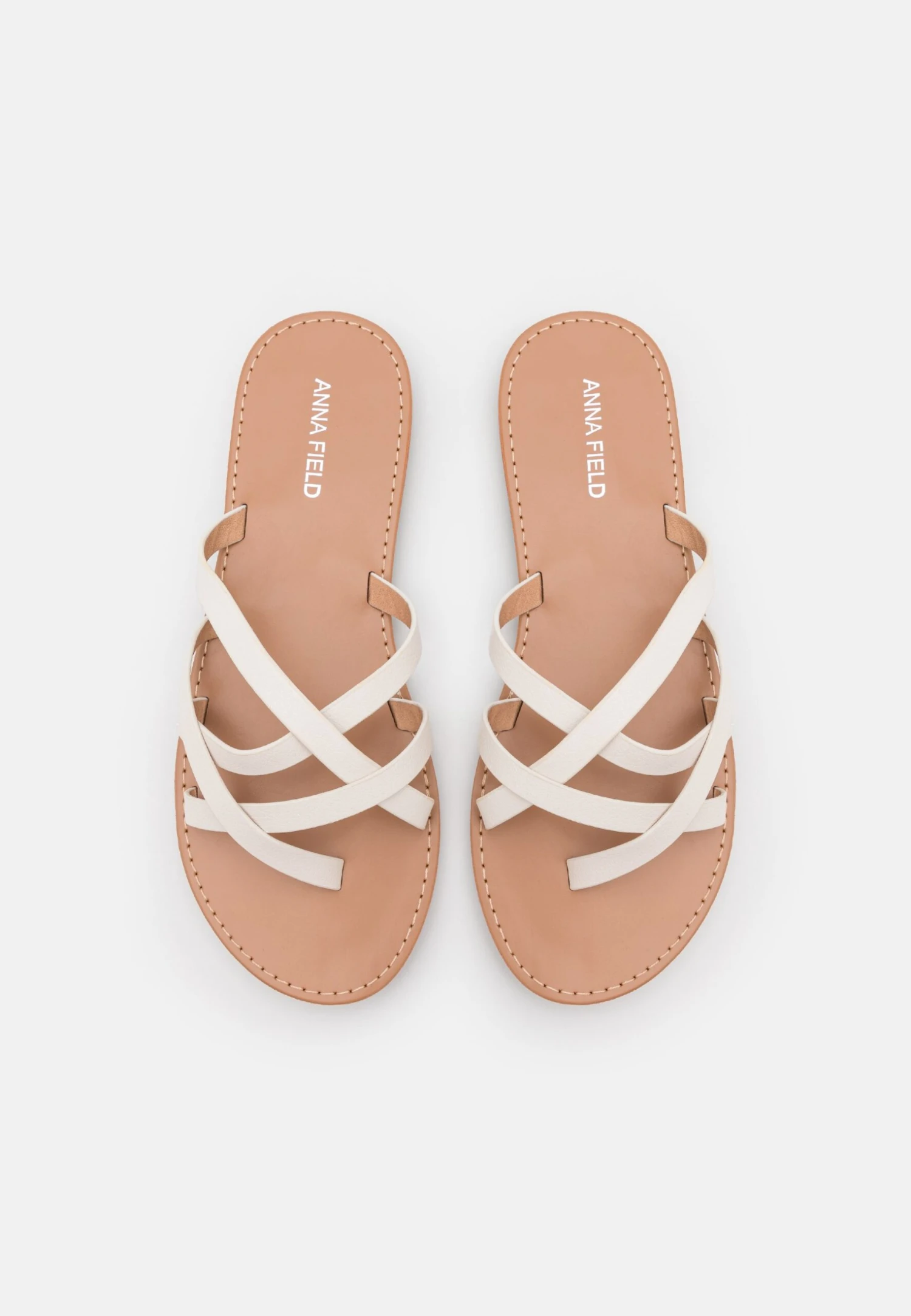 Tongs - White Anna Field Tongs - White -Anna Field 63e44b306e4c44d0b2769765c4939e4a scaled